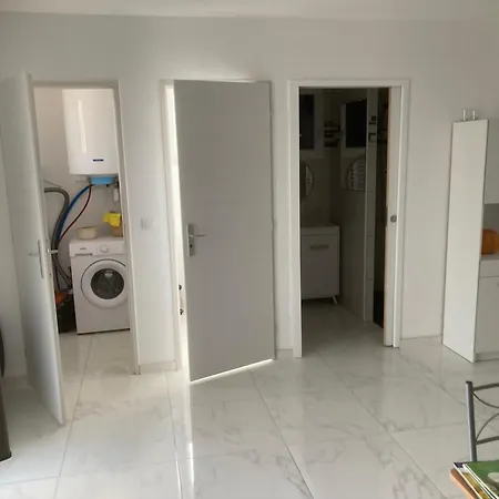 Gite De La Loge Chatillon-sur-Broue Exterior photo